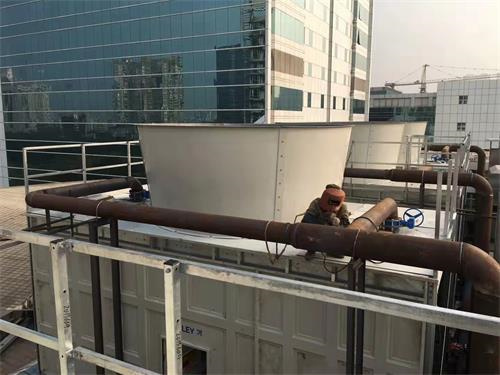 我國冷卻塔制冷技術(shù)的發(fā)展及現(xiàn)狀(冷卻塔與制冷機(jī)組配置)