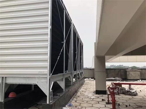 廣東冷卻塔廠家淺析工業(yè)冷卻塔進出塔的溫差要如何來掌握?(通州區(qū)常見冷卻塔設備成本價)